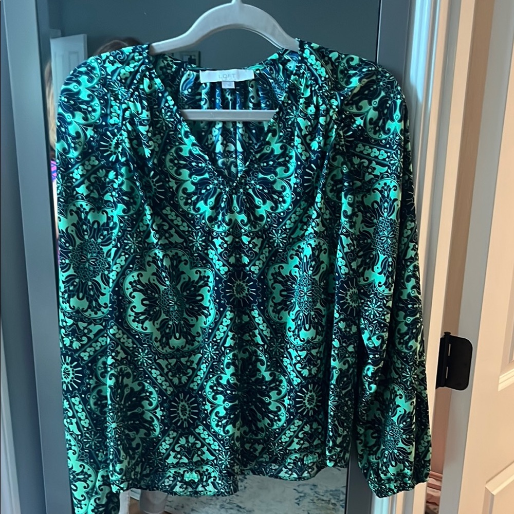 LOFT Blue Graphic Relaxed Blouse